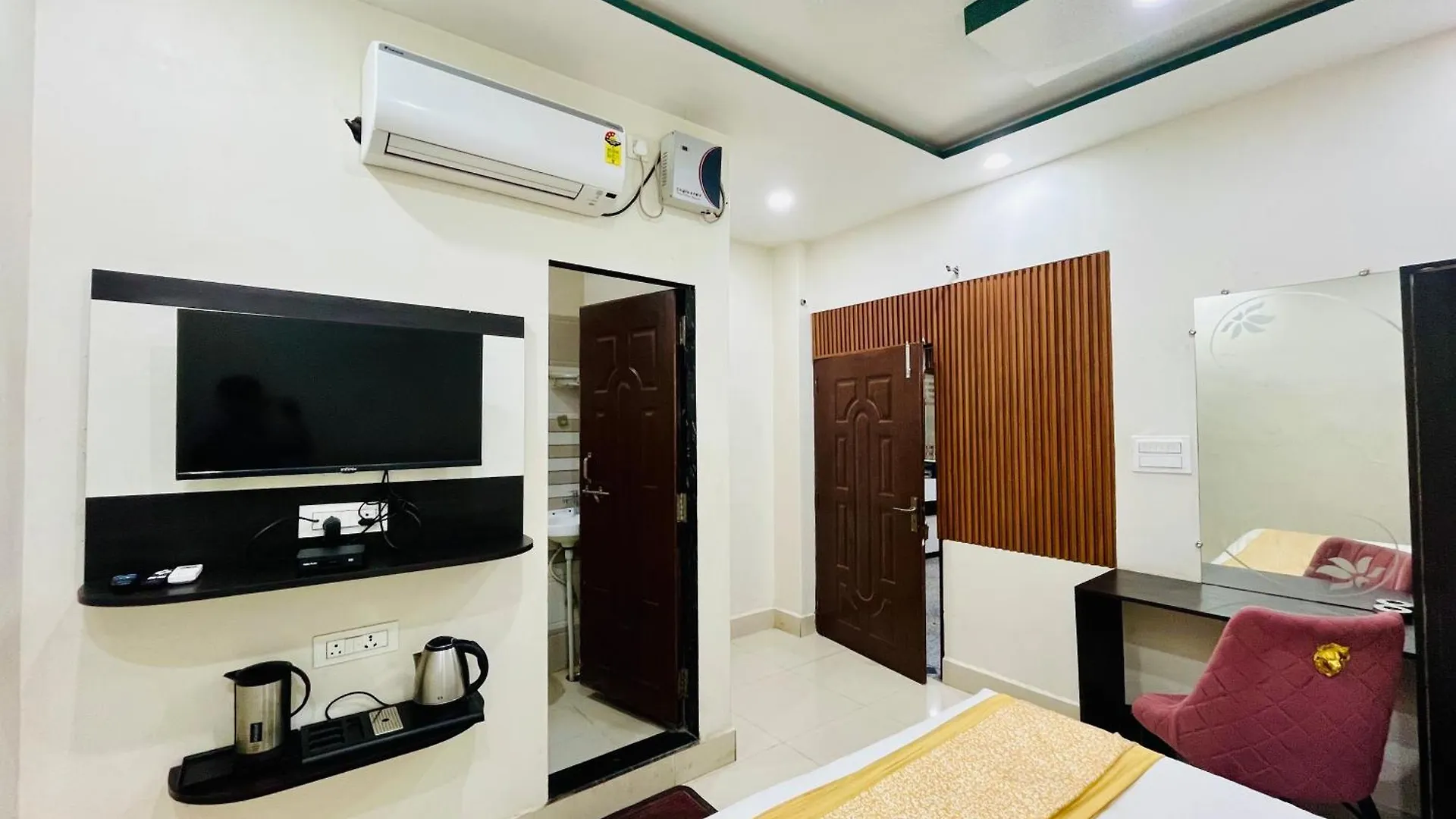 Hotel Astha Inn A Luxury Boutique Hotel Varanasi