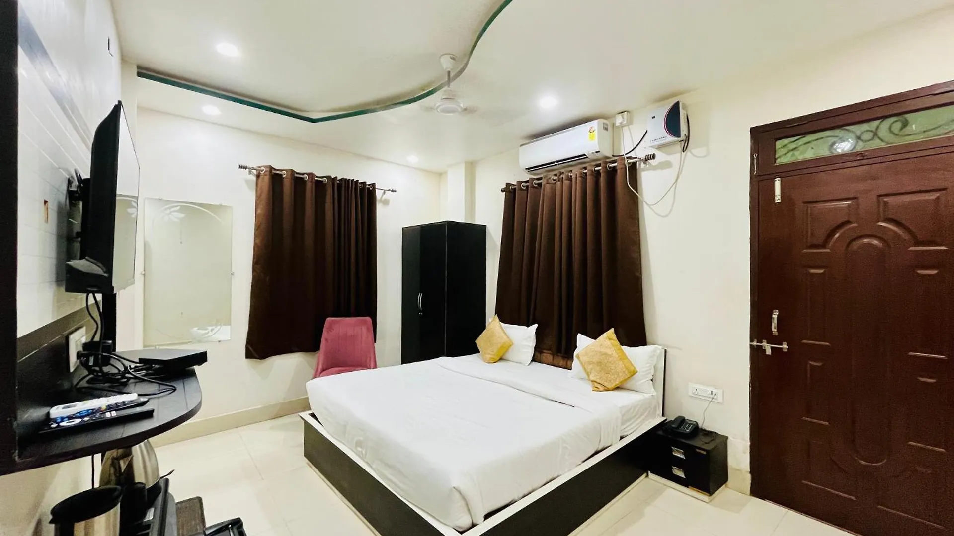 Hotel Astha Inn A Luxury Boutique Hotel Varanasi